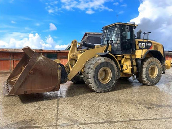 Колесен товарач CATERPILLAR 966M