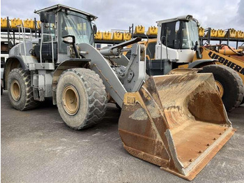 Колесен товарач CATERPILLAR 962K