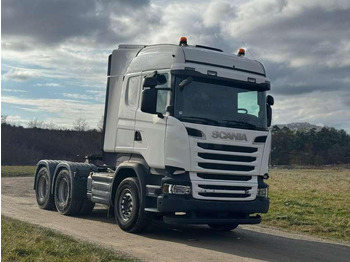 Влекач SCANIA