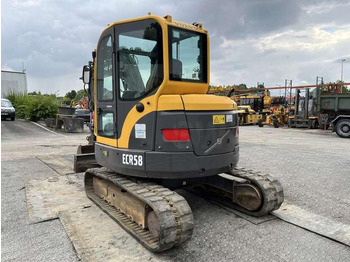 Мини багер Volvo ECR58: снимка 5