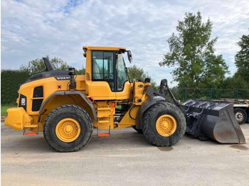 Колесен товарач Volvo L90H: снимка 3