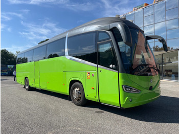 Туристически автобус