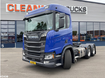 Влекач SCANIA R