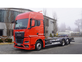 Контейнеровоз/ Сменна каросерия камион MAN TGX 26.510