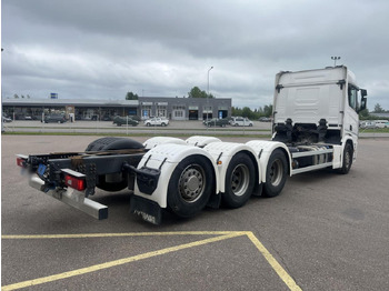 Шаси кабина SCANIA R560 B8x4*4 / Chassis / sleeper cab / Power take-off: снимка 3