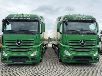 Влекач MERCEDES-BENZ