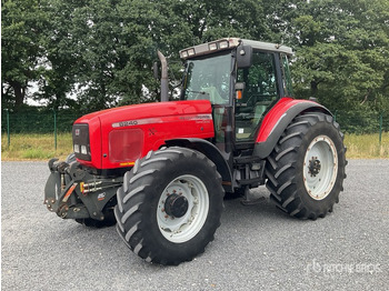 Трактор MASSEY FERGUSON 8200 series