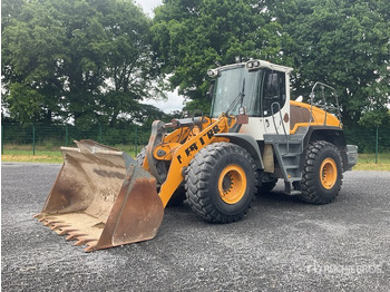 Колесен товарач LIEBHERR L 550