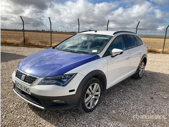 Лек автомобил