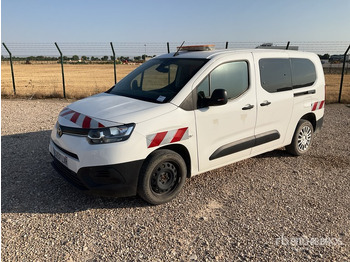 Микробус, Пътнически бус 2020 Toyota Proace Passenger Van: снимка 2