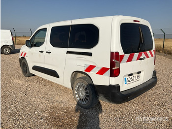 Микробус, Пътнически бус 2020 Toyota Proace Passenger Van: снимка 4
