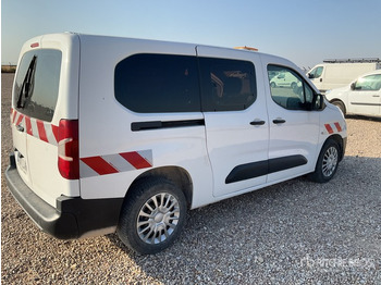 Микробус, Пътнически бус 2020 Toyota Proace Passenger Van: снимка 3