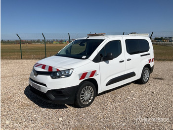 Микробус TOYOTA Proace