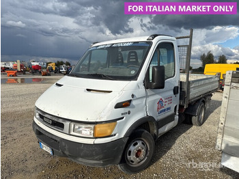 Самосвал камион IVECO Daily