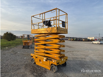 Ножична работна платформа 2011 Haulotte Compact 14 Electric Scissor Lift: снимка 3 Ножична работна платформа 2011 Haulotte Compact 14 Electric Scissor Lift: снимка 3