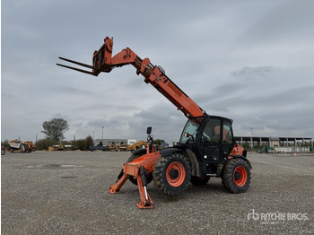 Телескопичен товарач JCB