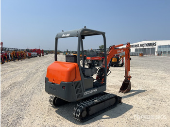 Мини багер Pel Job EB200 Mini Excavator:  &lt;6.6t: снимка 3