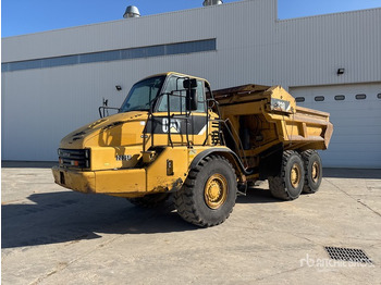 Съчленен самосвал CATERPILLAR 730