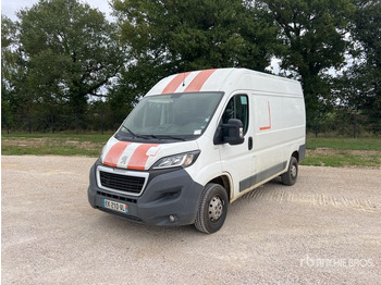 Товарен бус PEUGEOT Boxer