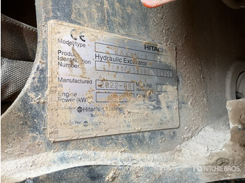 Мини багер HITACHI ZX26U-6