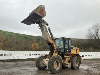 Колесен товарач CATERPILLAR 924