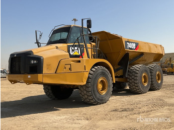 Съчленен самосвал CATERPILLAR 740B