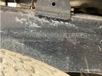 Пикап TOYOTA Hilux