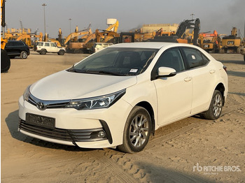 Лек автомобил TOYOTA