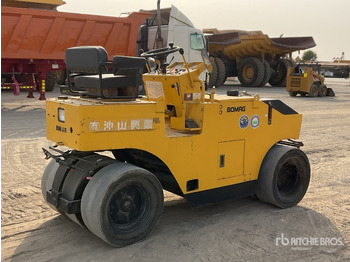 Пневматичен валяк Bomag BW3R: снимка 3