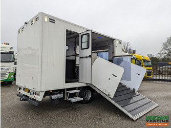 Лизинг на MAN TGL 12.180 4x2 DoKa 7 pers. Euro5 EEV - Paardenwagen 2-Paards - 147.000km! - MARGE MAN TGL 12.180 4x2 DoKa 7 pers. Euro5 EEV - Paardenwagen 2-Paards - 147.000km! - MARGE: снимка 2