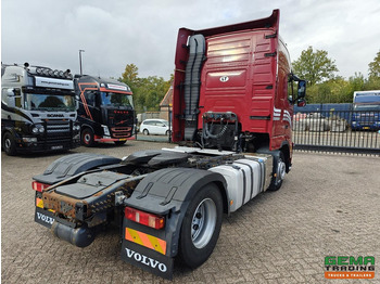 Влекач Volvo FH460 4x2 Globetrotter XL Euro5 - Handgeschakeld - Dubbele tanks: снимка 3 Влекач Volvo FH460 4x2 Globetrotter XL Euro5 - Handgeschakeld - Dubbele tanks: снимка 3