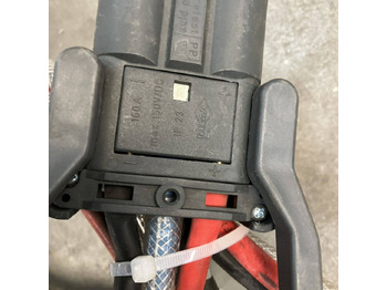 Резервни части за Подемно-транспортна техника Hawker 24V/72A Lifetech TC1LT: снимка 3