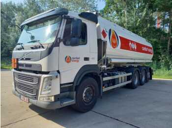 Камион цистерна VOLVO FM