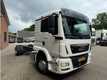 Лизинг на MAN TGM TGM 15.250 4X2 Chassis, Airco, 526.460 KM, Slaapcabine MAN TGM TGM 15.250 4X2 Chassis, Airco, 526.460 KM, Slaapcabine: снимка 4 Лизинг на MAN TGM TGM 15.250 4X2 Chassis, Airco, 526.460 KM, Slaapcabine MAN TGM TGM 15.250 4X2 Chassis, Airco, 526.460 KM, Slaapcabine: снимка 4