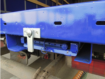 Брезентова каросерия Krone BDF-System, 7.450 mm lang: снимка 4