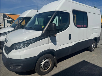 Товарен бус IVECO Daily 35s21