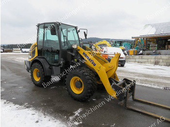 Колесен товарач KOMATSU WA70