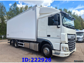 Изотермичен камион DAF XF 106 440