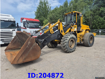 Колесен товарач JCB 436