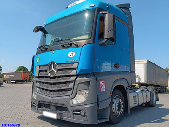 Влекач MERCEDES-BENZ Actros 1842