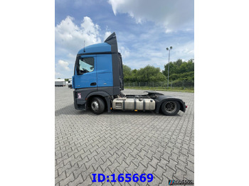 Влекач MERCEDES-BENZ Actros 1842