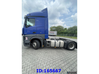 Влекач MERCEDES-BENZ Actros 1843