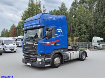 Влекач SCANIA R 520