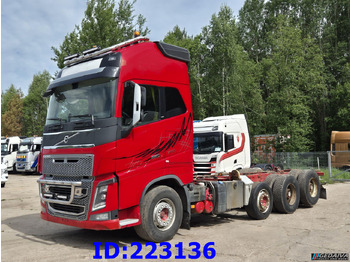 Камион за дърва VOLVO FH16 750