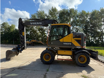 Колесен багер VOLVO EWR150E