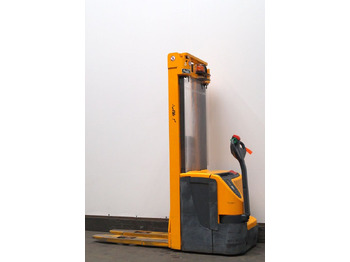 Стакер Jungheinrich EJC214: снимка 2 Стакер Jungheinrich EJC214: снимка 2