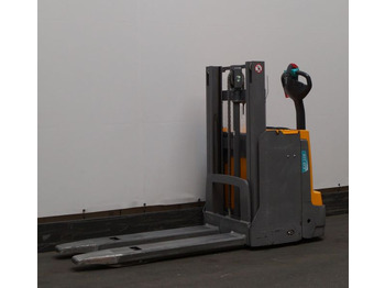 Стакер JUNGHEINRICH EJD