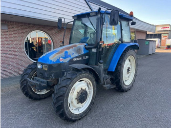 Трактор NEW HOLLAND TL90