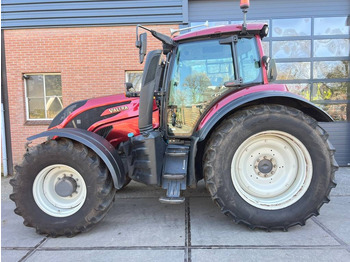 Лизинг на Valtra T 174 Versu  Valtra T 174 Versu: снимка 2