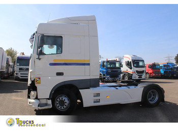 Влекач DAF XF 106 460